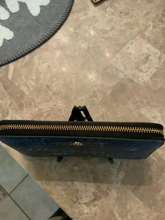 Tory Burch Black Wallet with Multicolor Speckle Print - Picture 6 of 14